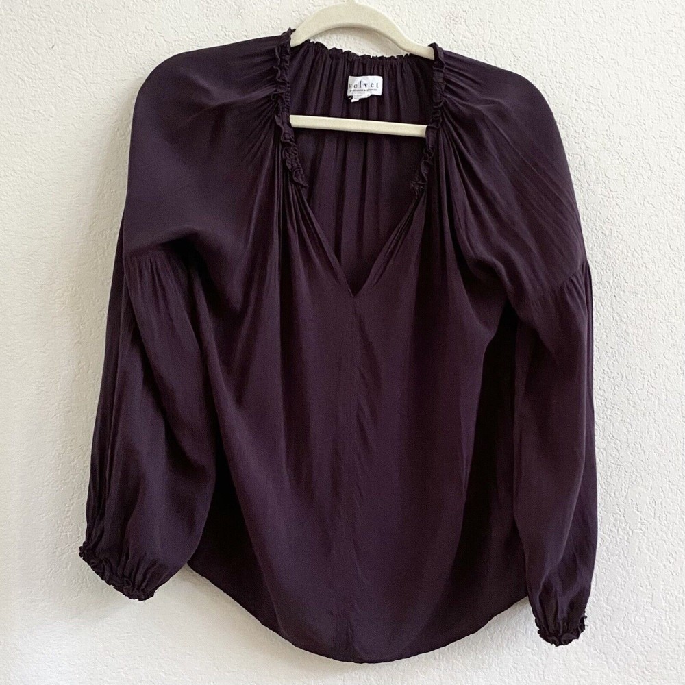 Velvet by Graham & Spencer Viscose Ruffled Lightweight Black Top Size Small